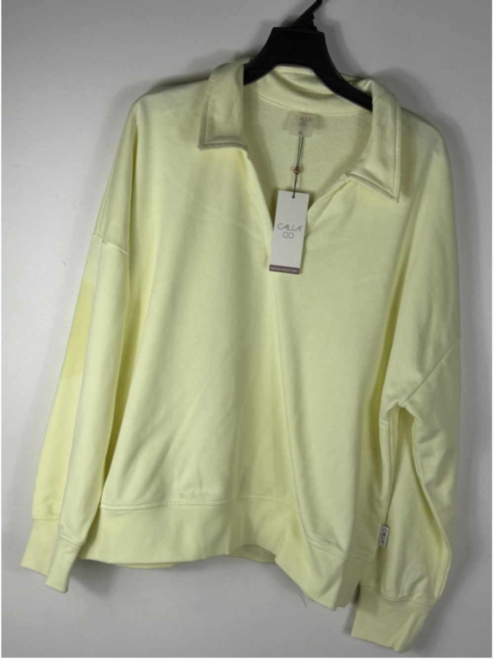 Calia by carrie pale yellow collared pullover sweatshirt XL
